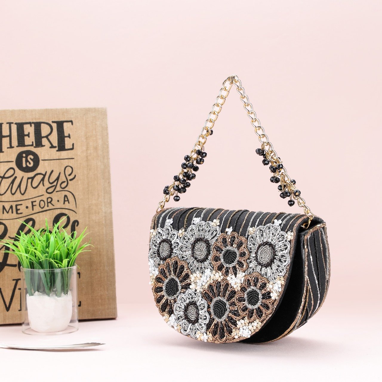 Urban - Flap over clutch